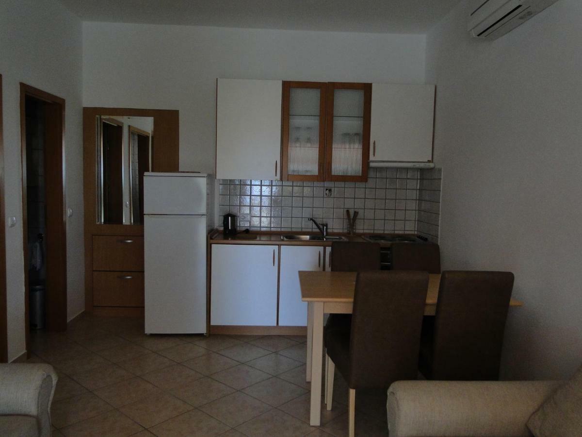 Apartamento Zele Dolac Exterior foto