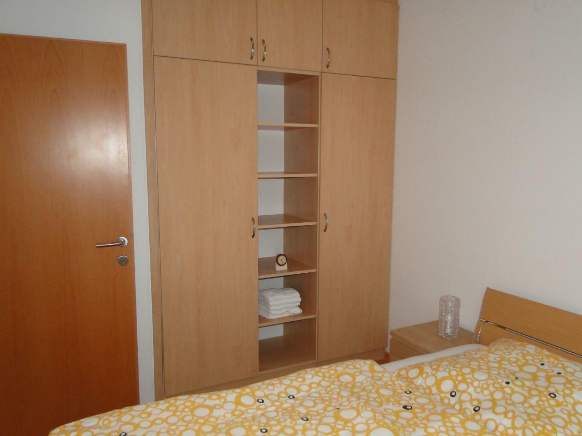 Apartamento Zele Dolac Exterior foto